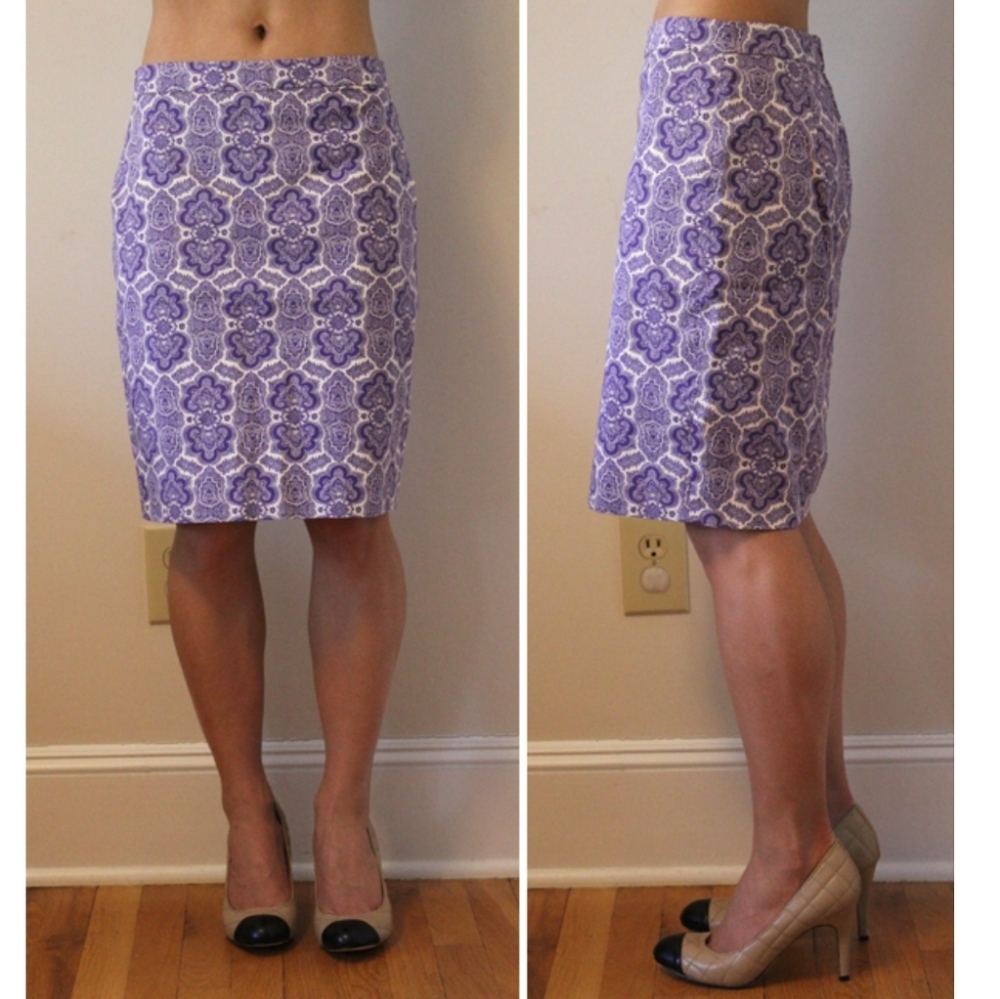𝅺J. CREW Medallion Paisley Purple No 2 Pencil Skirt